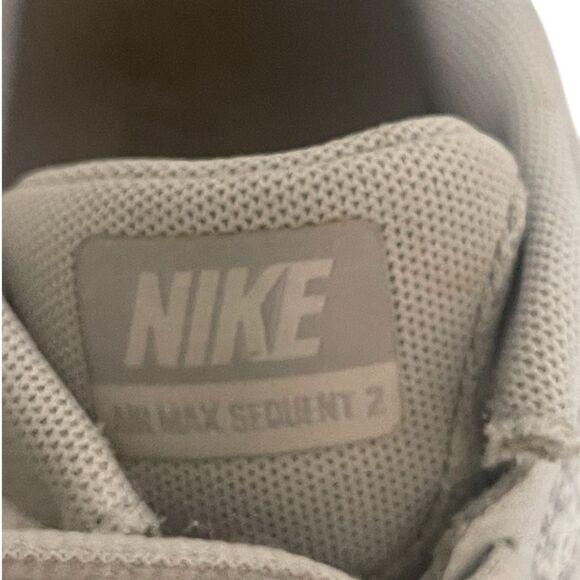 Nike Air Max Sequent 2 Pure White Grey Women's Running Shoes Size 7.5 US - Picture 8 of 15